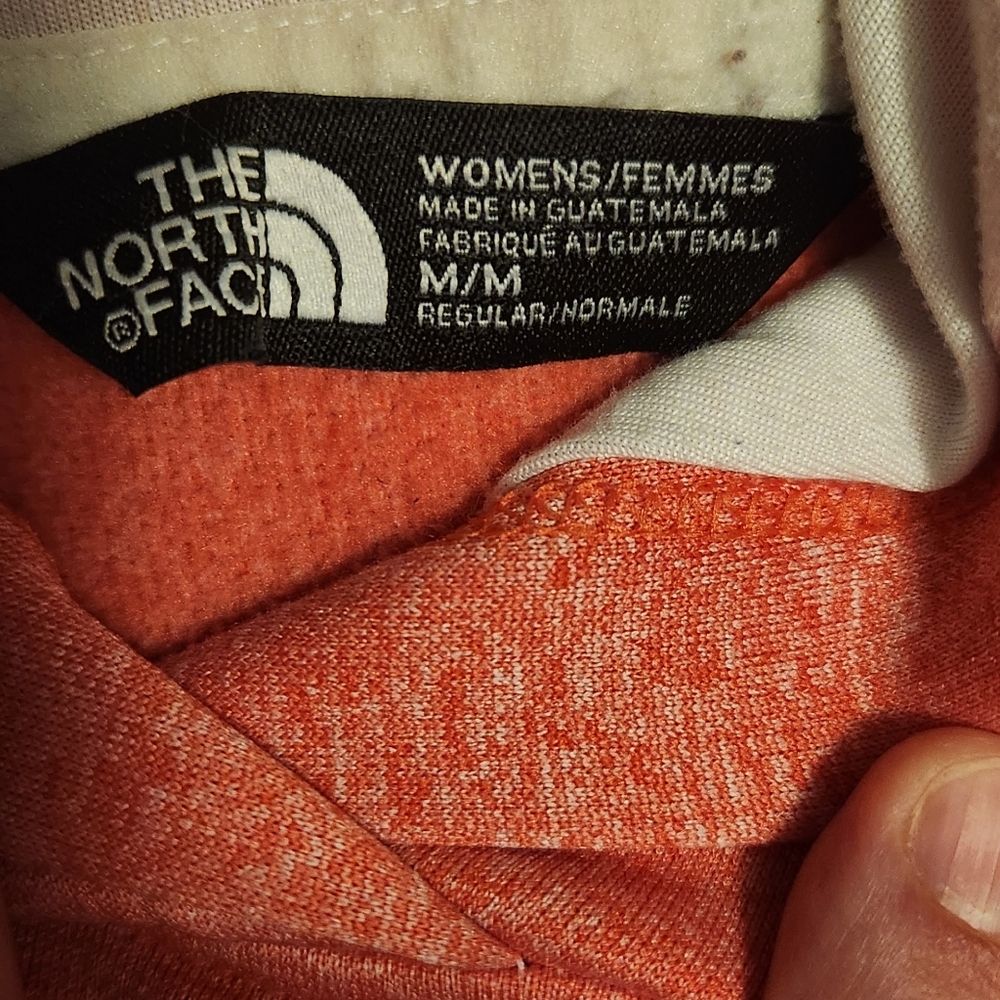 The North Face dri fit hoodie. Women's size medium. Like new condition.